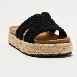 Platform sandals